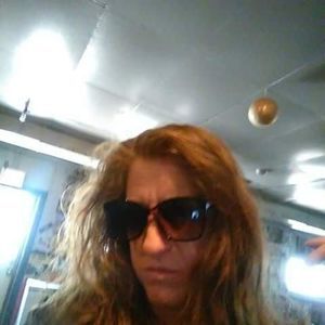 Meet your Posher, Anne